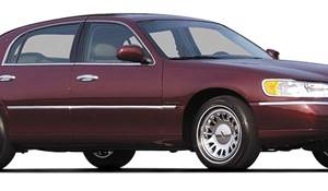 2001 Lincoln Town Car