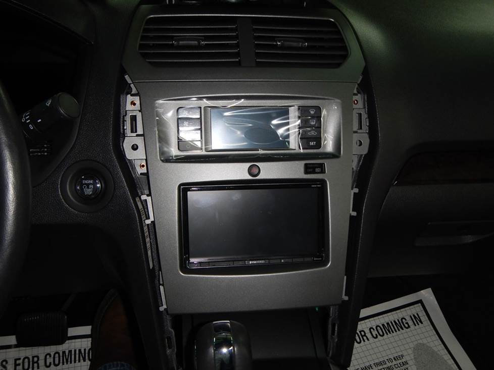 ford explorer radio dash kit