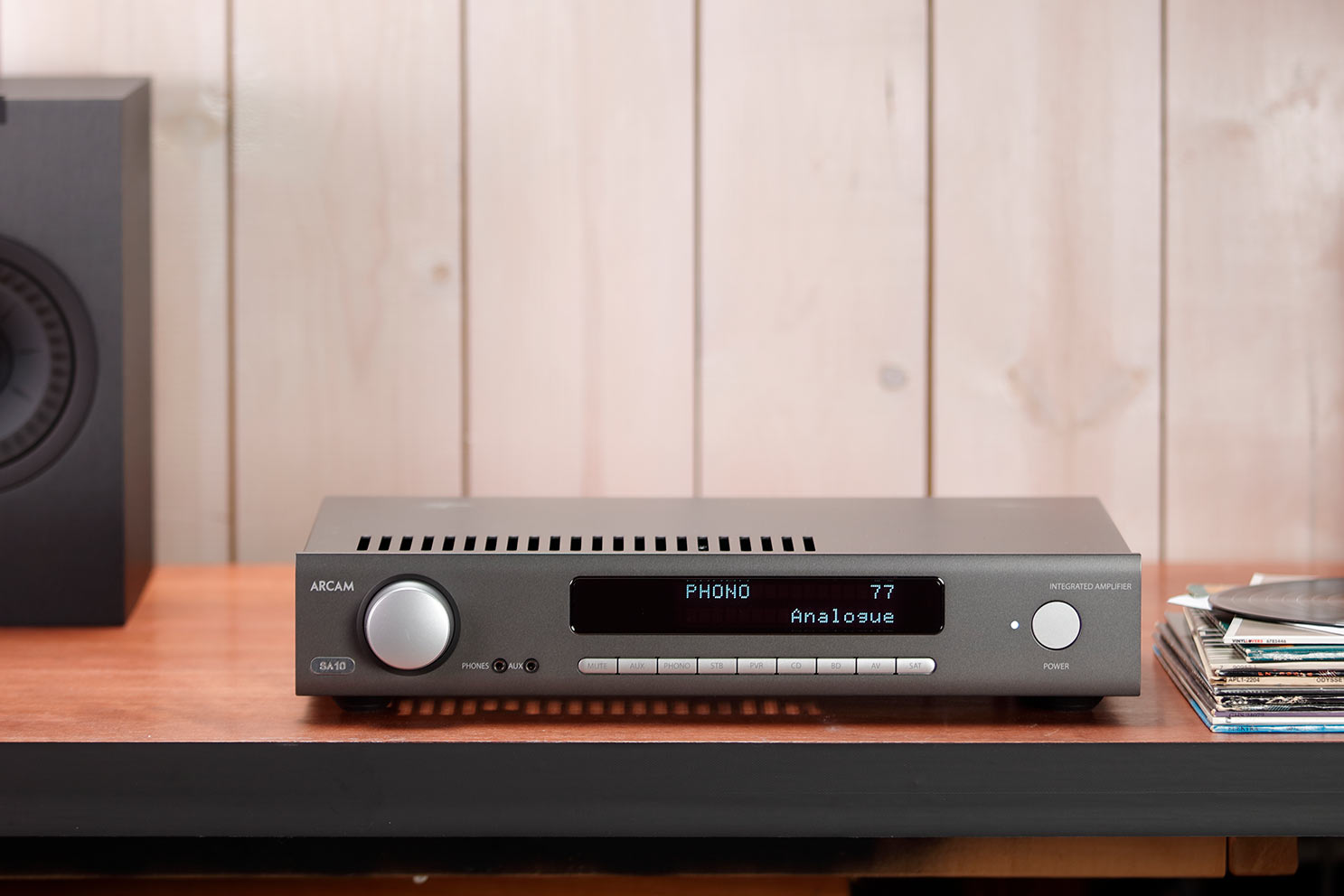 Best Analog Integrated Amplifier