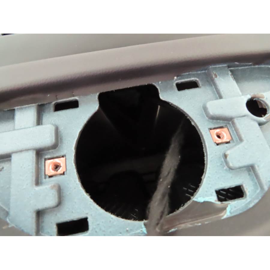2023 Cadillac XT4 Center dash speaker removed