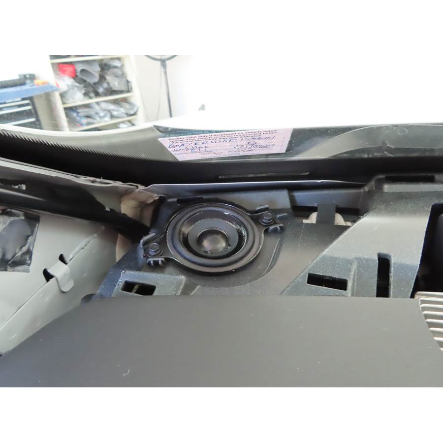 2022 Cadillac XT4 Dash speaker