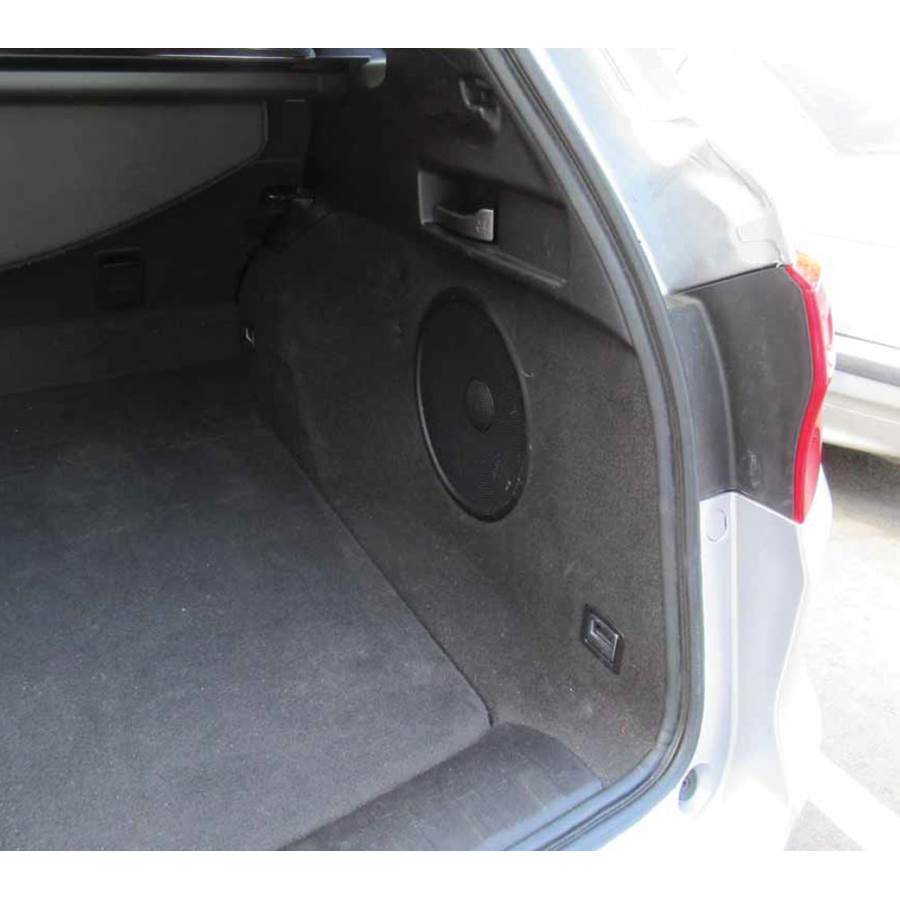2015 Acura RDX Far-rear side speaker location