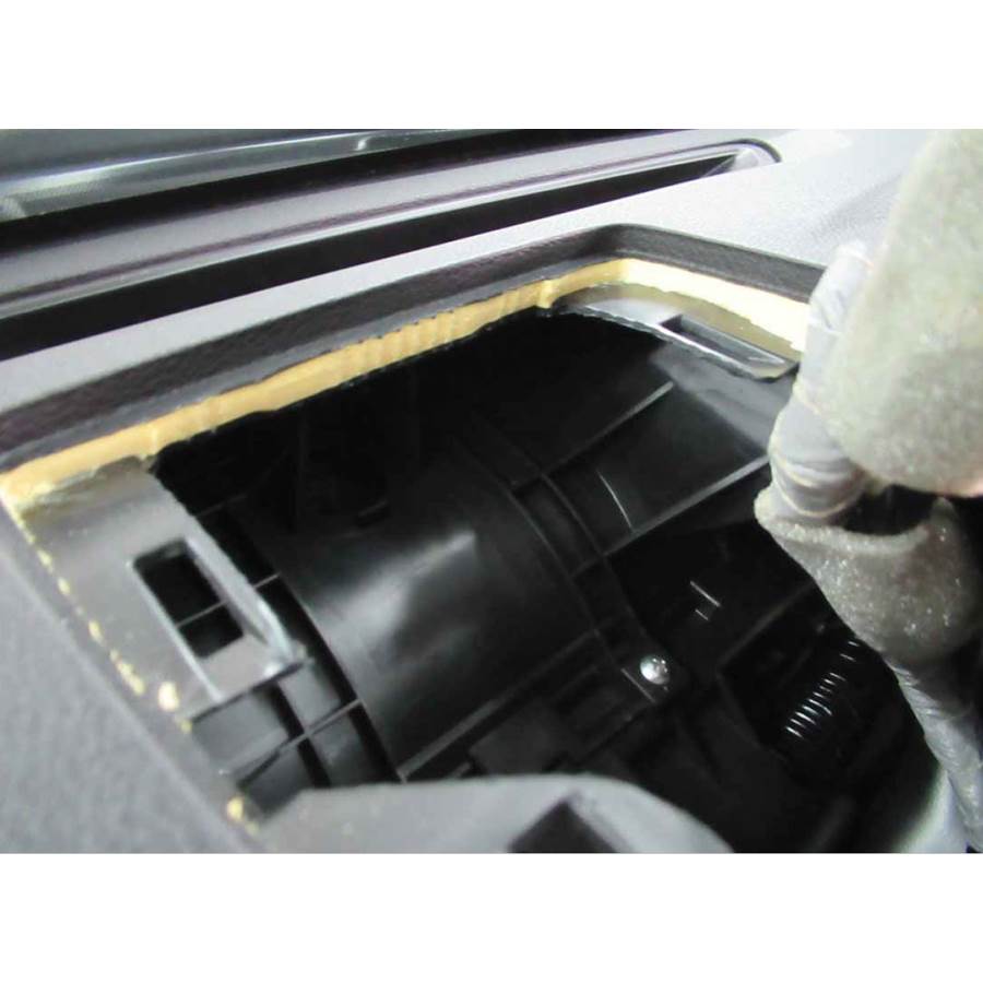 2020 Acura RLX Center dash speaker removed