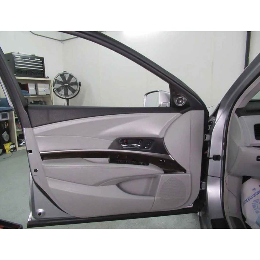 2020 Acura RLX Front door woofer location