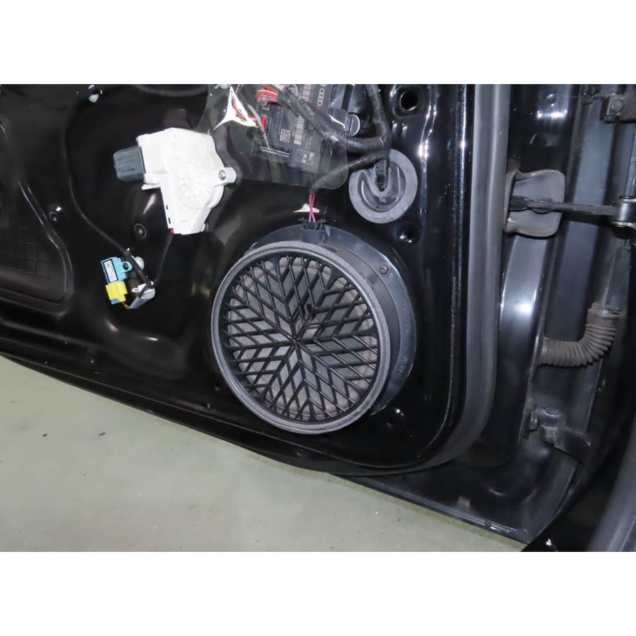 2010 Audi A5 Front door speaker