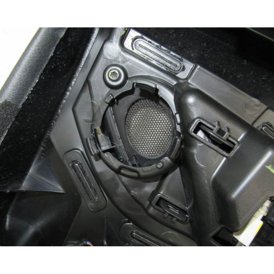 2017 Audi Q3 Rear door tweeter removed