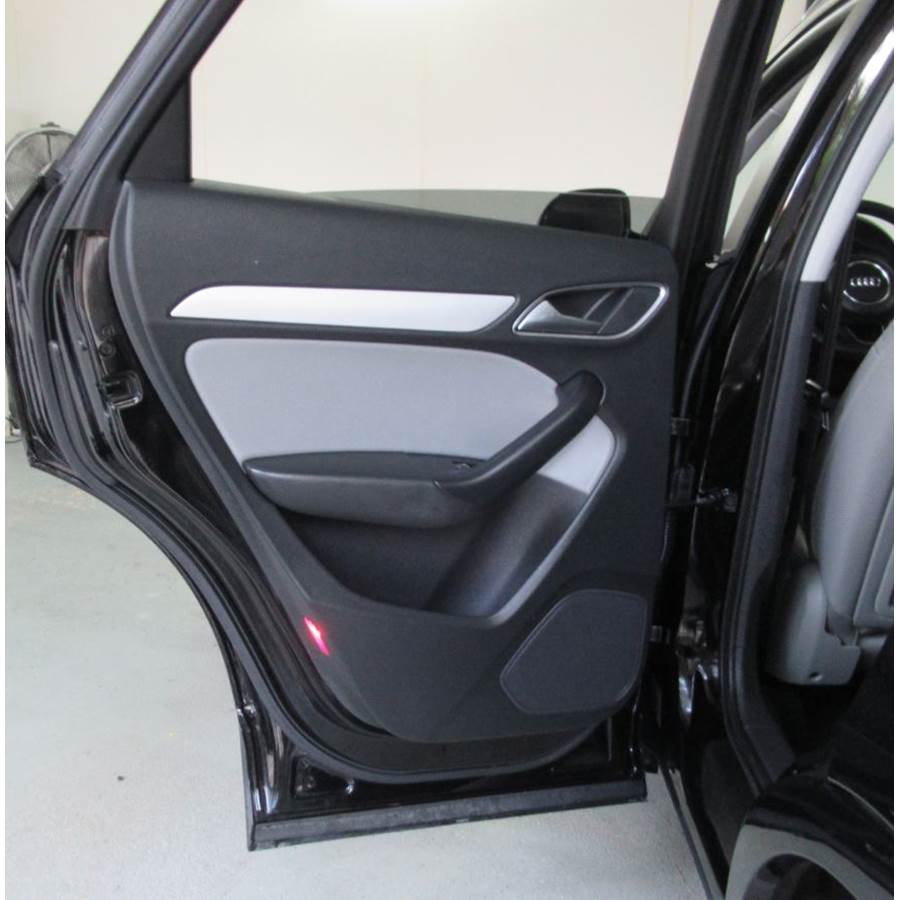 2015 Audi Q3 Rear door woofer location