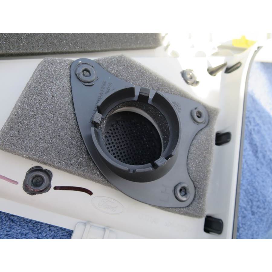 2021 Ford Transit Connect Front pillar speaker removed
