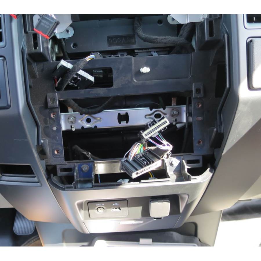 2018 Ford F-150 XLT Factory radio removed