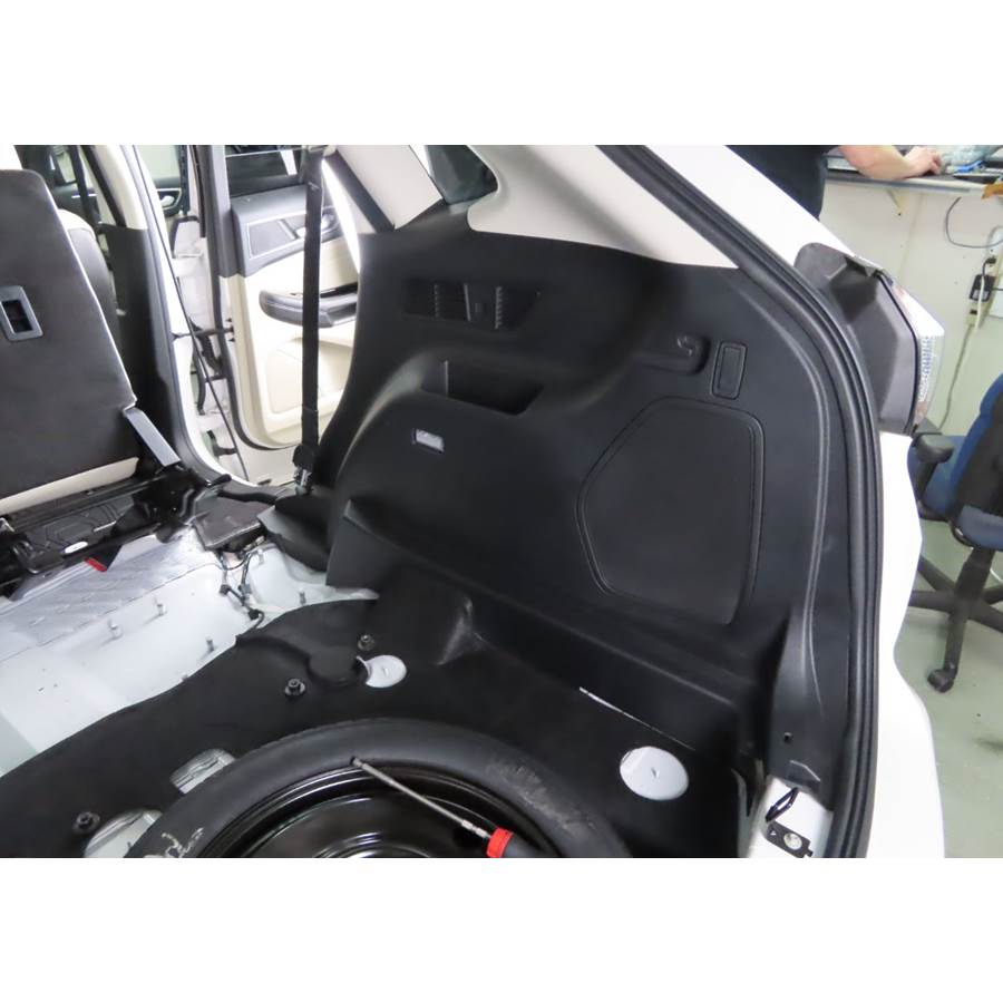 2018 Ford Edge Far-rear side speaker location