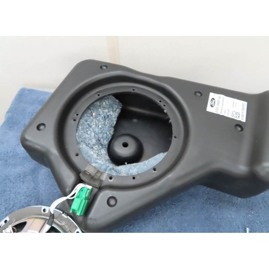 2022 Ford Edge Far-rear side speaker removed