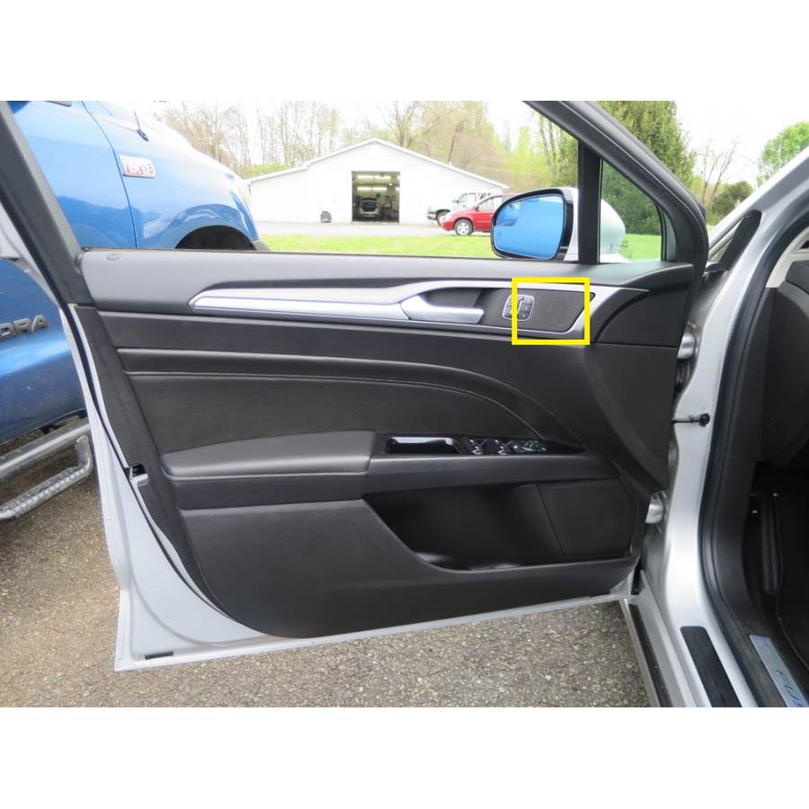 2018 Ford Fusion Hybrid Front door tweeter location