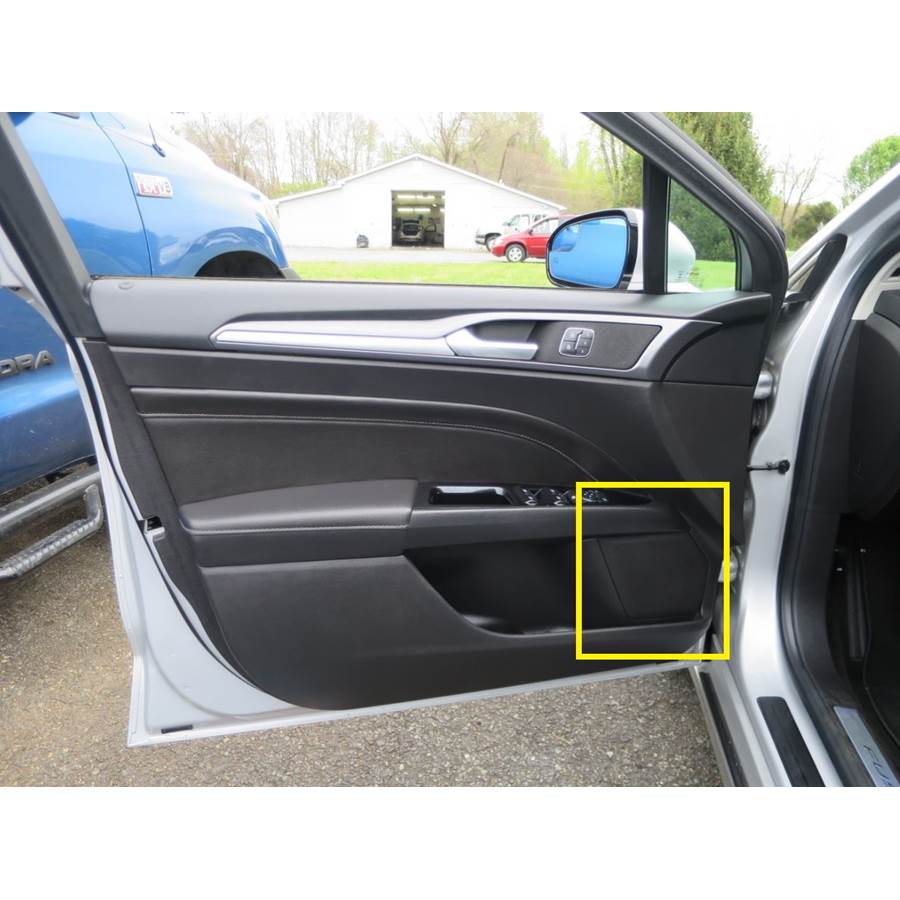 2015 Ford Fusion Hybrid Front door woofer location