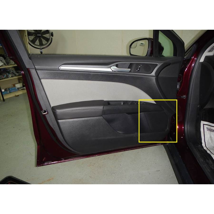 2018 Ford Fusion Front door woofer location