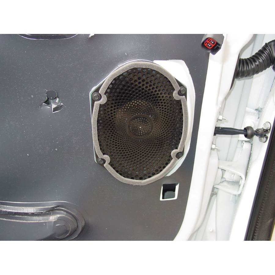 2017 Ford F-550 Platinum Front door woofer
