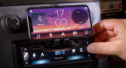 A hands-on review of the Pioneer SPH-10BT car stereo