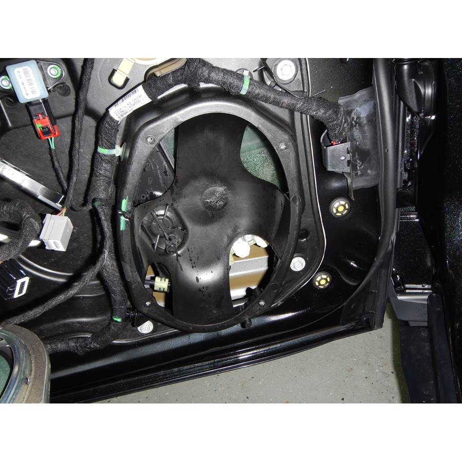 2021 Jeep Cherokee Front speaker removed