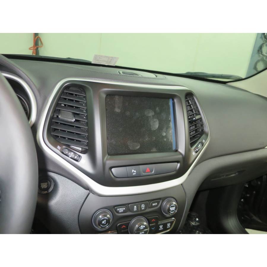 2020 Jeep Cherokee Factory Radio