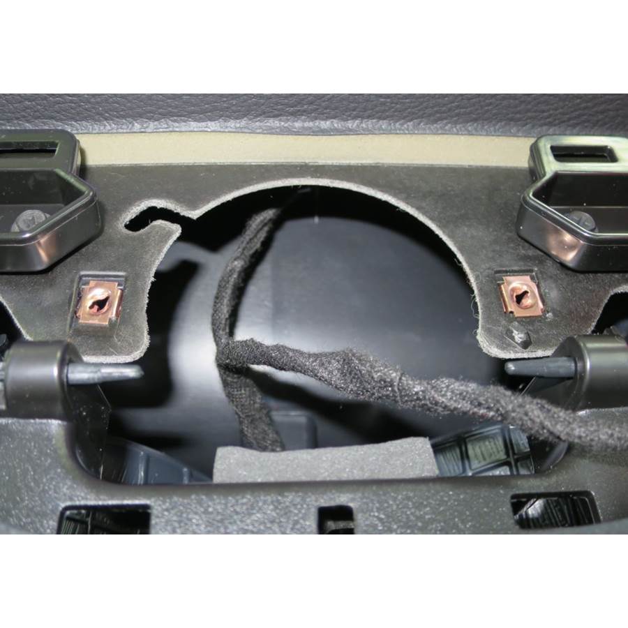 2016 Jeep Cherokee Center dash speaker removed