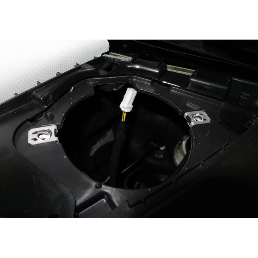 2023 Jeep Renegade Dash speaker removed