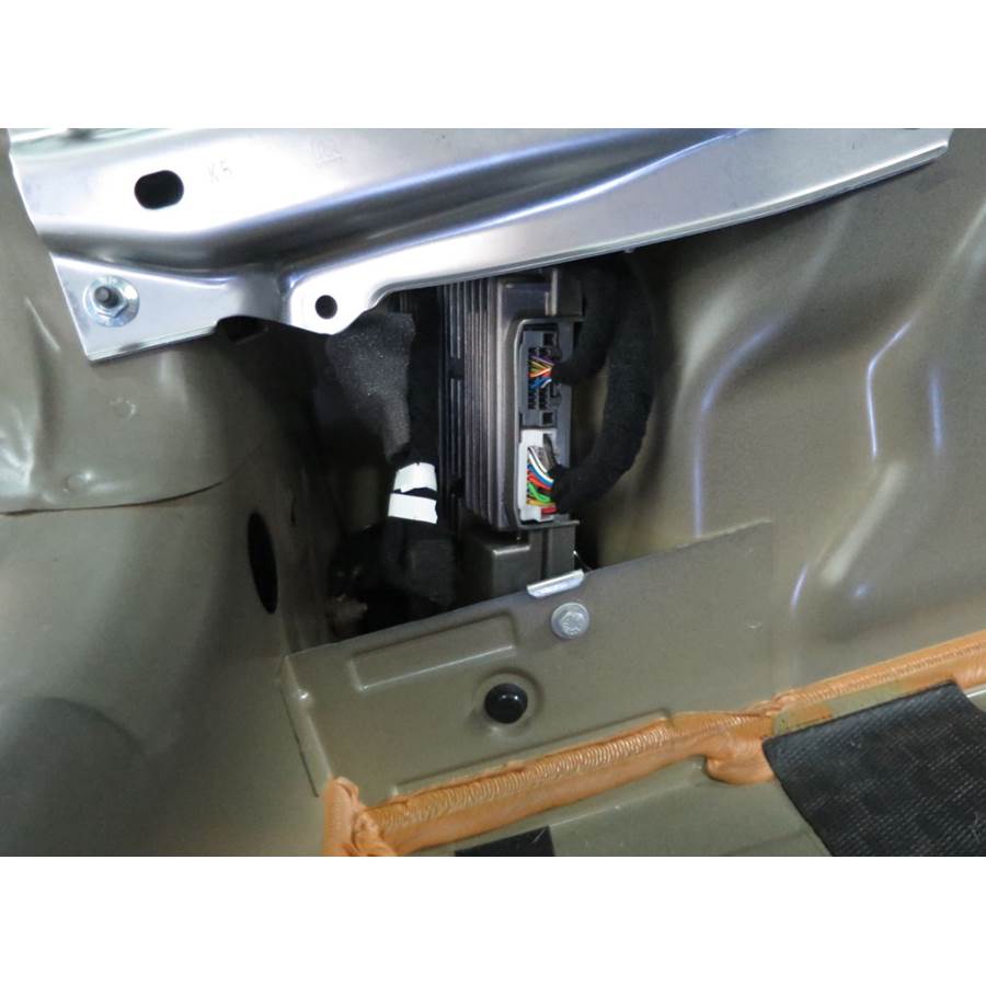 2019 Jeep Renegade Factory amplifier