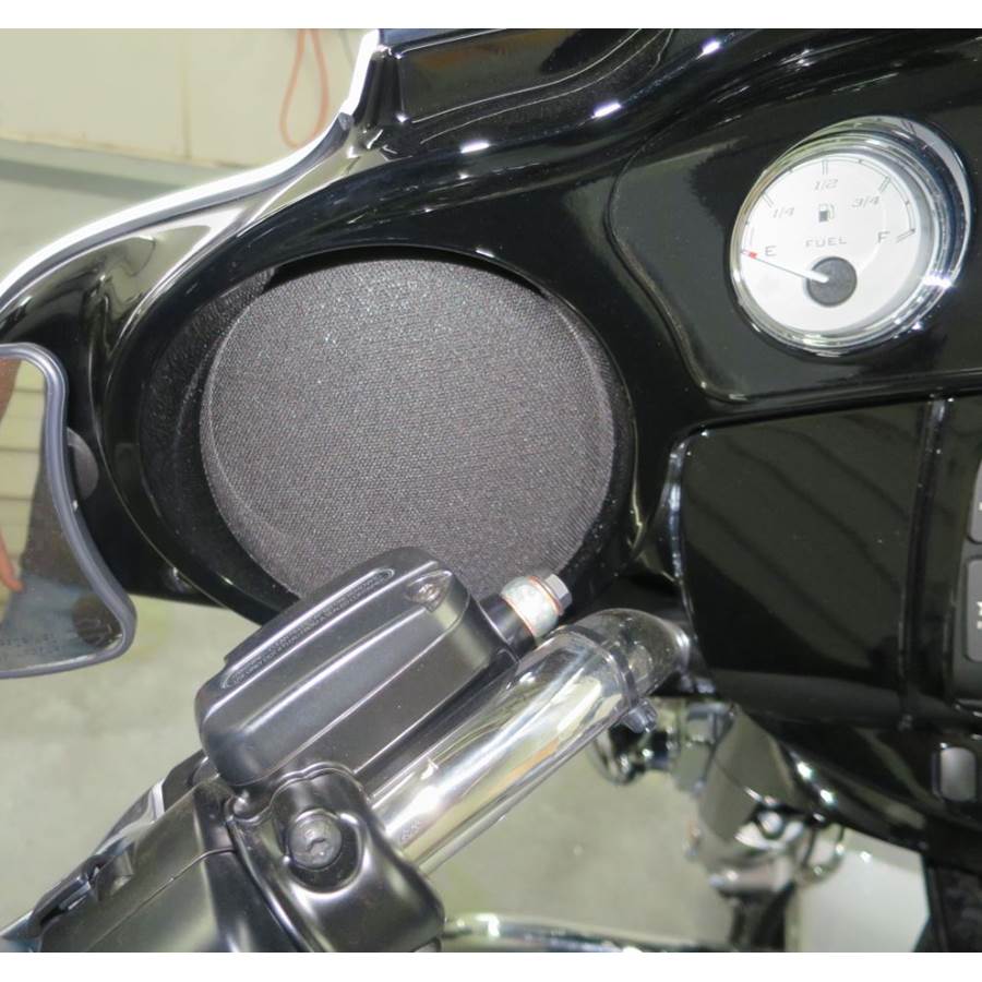 2014 Harley-Davidson Street Glide Dash speaker location