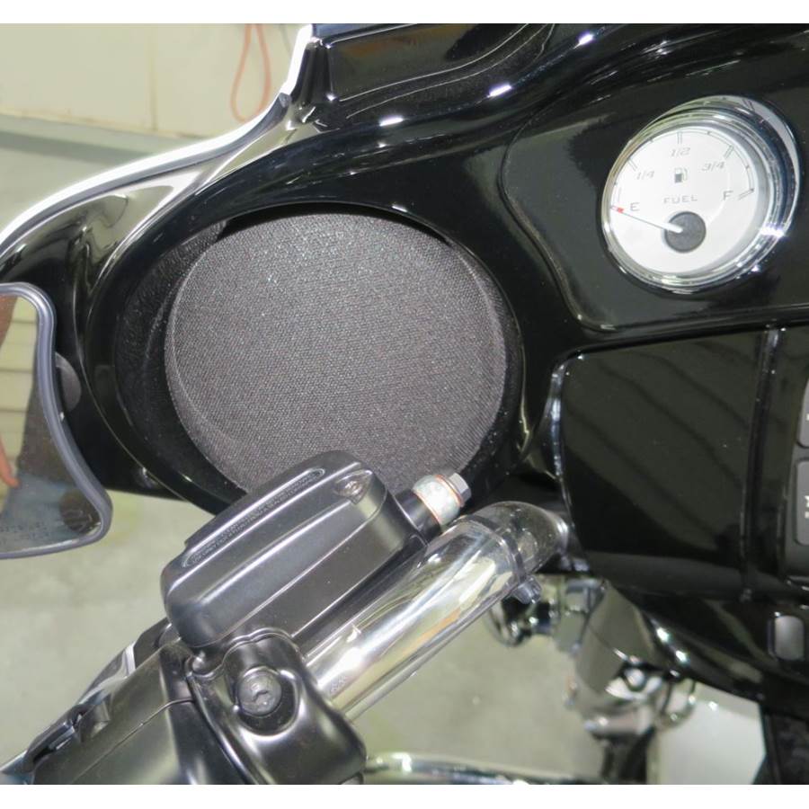 2018 Harley-Davidson Street Glide CVO Dash speaker location