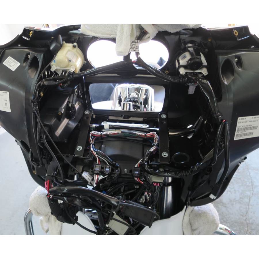 2018 Harley-Davidson Street Glide CVO Factory radio removed