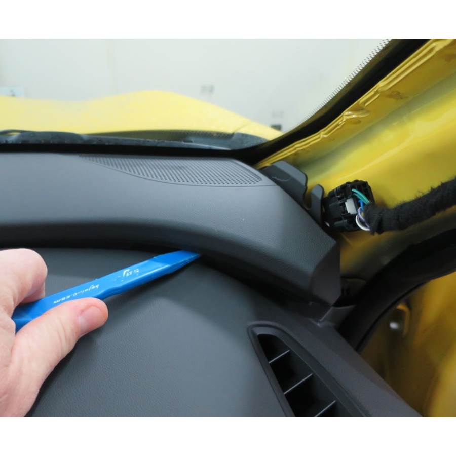 2016 Chevrolet Camaro Dash speaker location