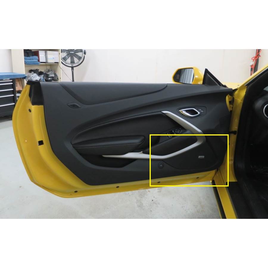 2017 Chevrolet Camaro Front door speaker location