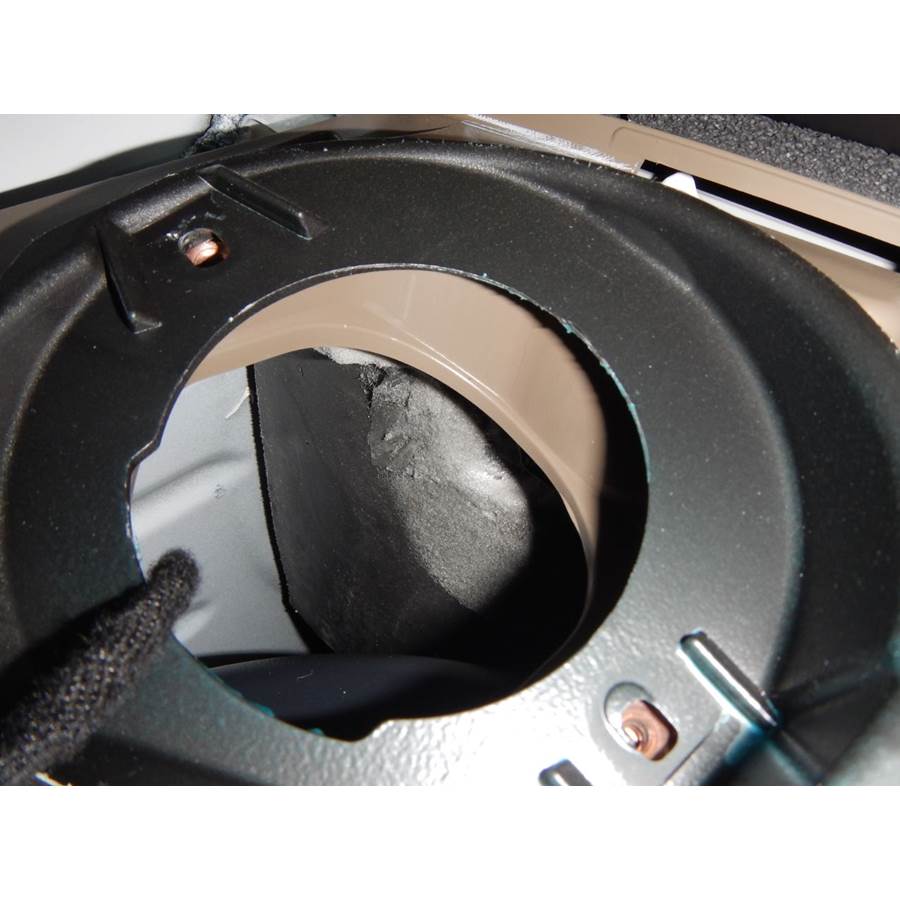 2022 Chevrolet Colorado Dash speaker removed