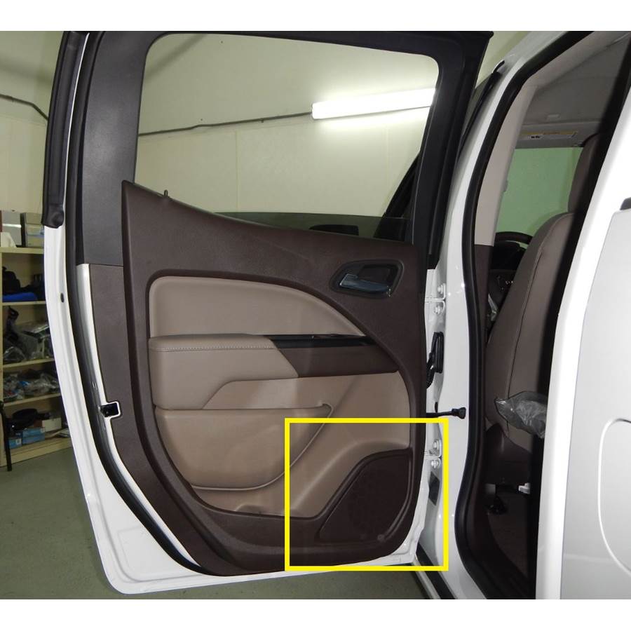 2016 Chevrolet Colorado Rear door speaker location
