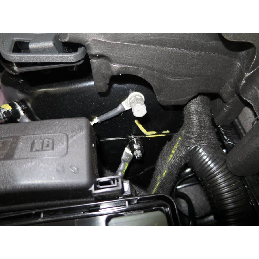 2018 Chevrolet Cruze Firewall access