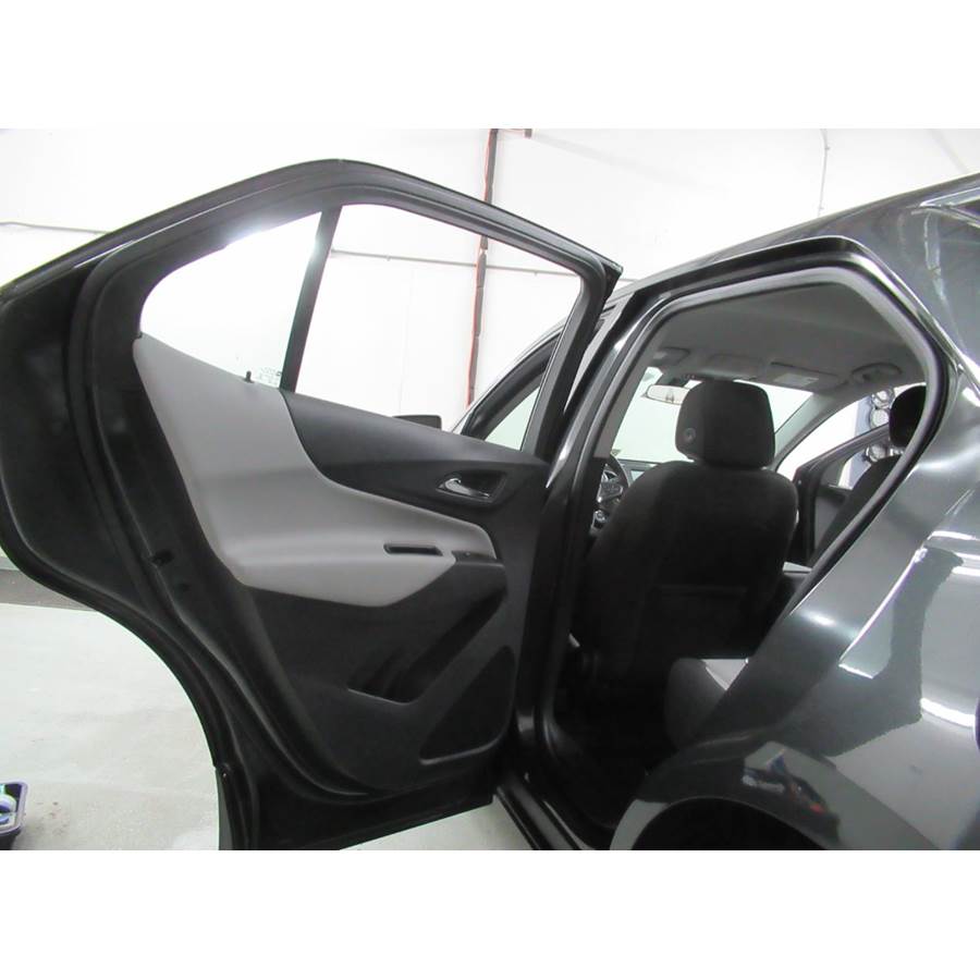 2020 Chevrolet Equinox Rear door speaker location