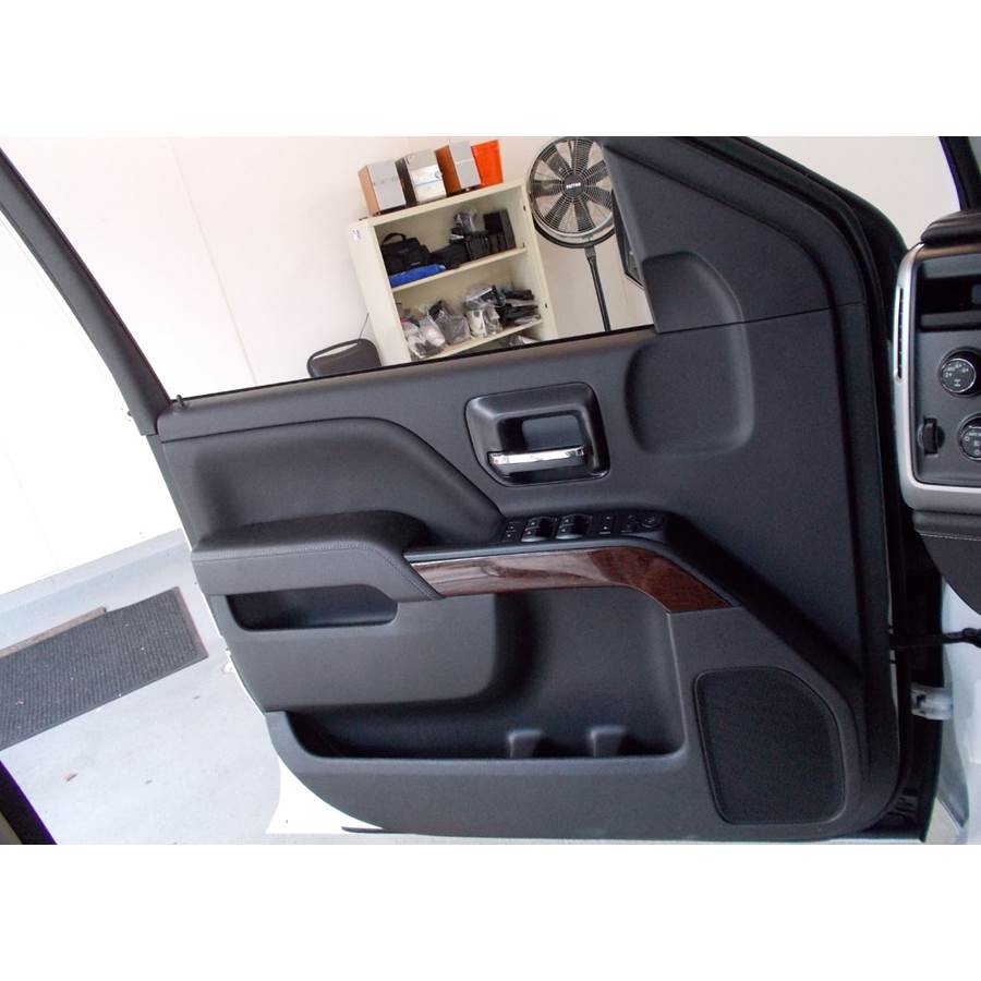 2017 Chevrolet Silverado 1500 Front door speaker location