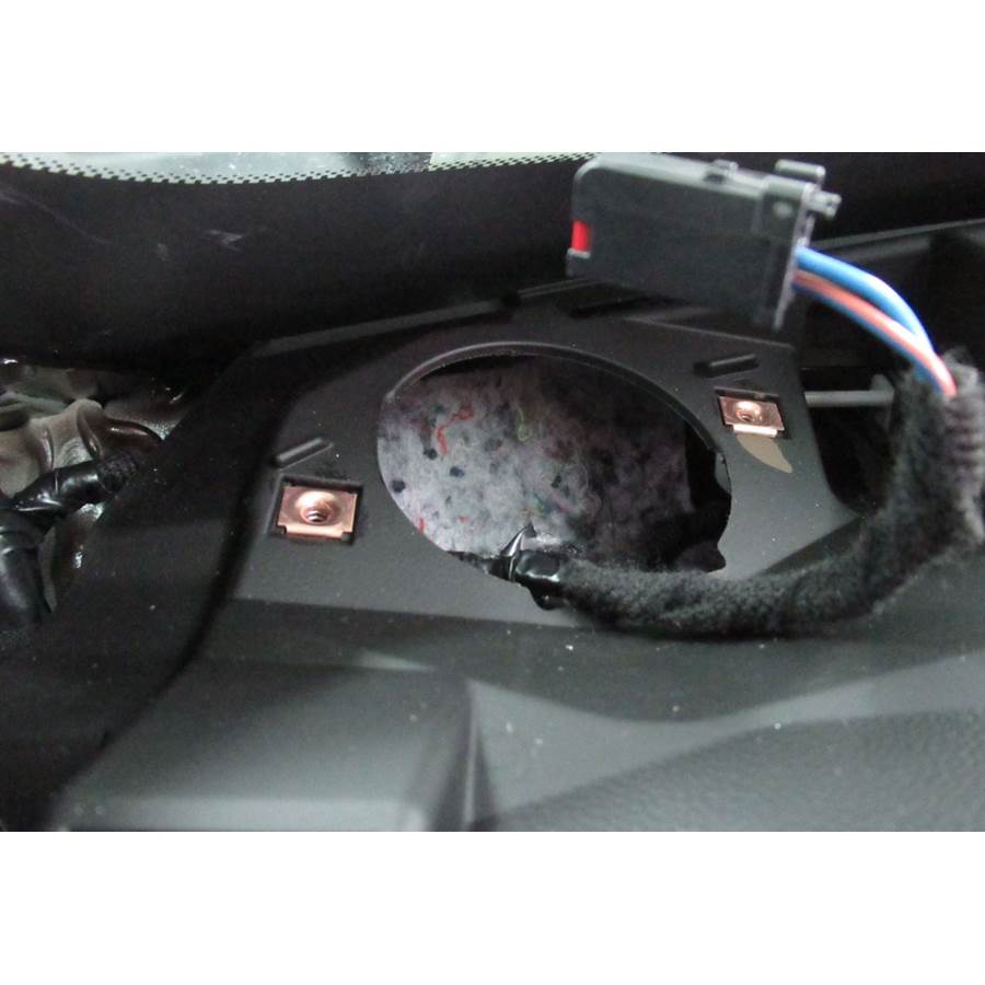 2018 Chevrolet Traverse Dash speaker removed