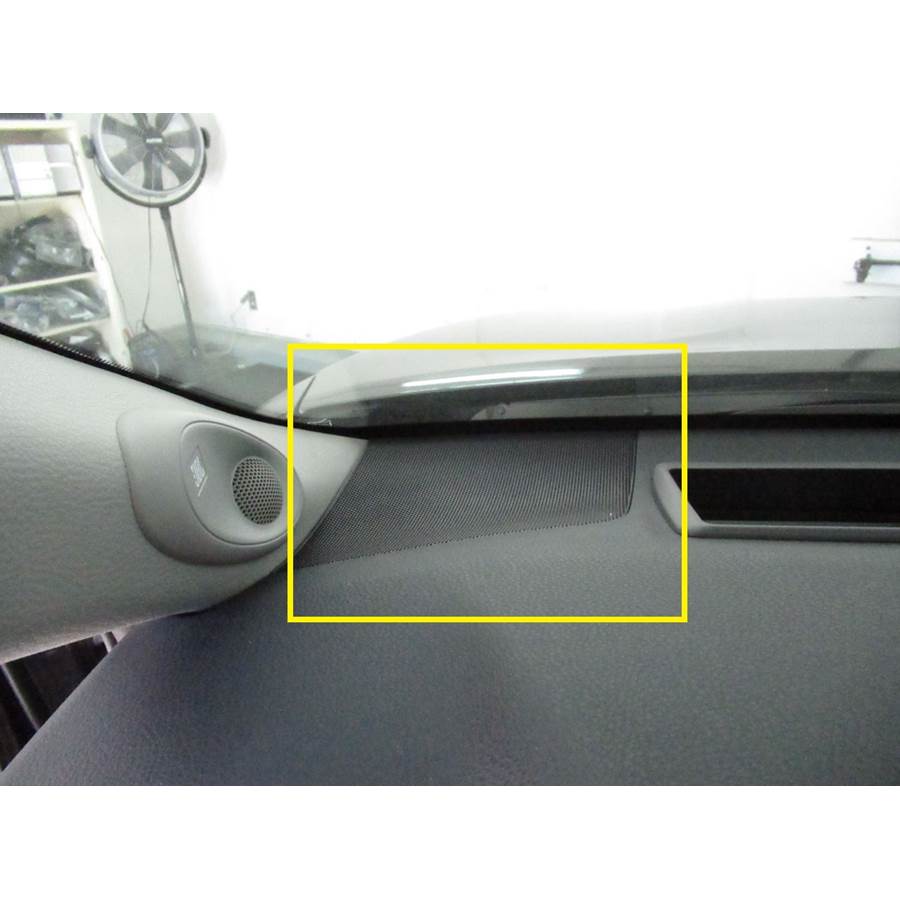 2019 Toyota Camry Dash speaker location