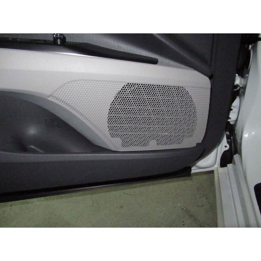 2019 Toyota Camry Hybrid Front door speaker location