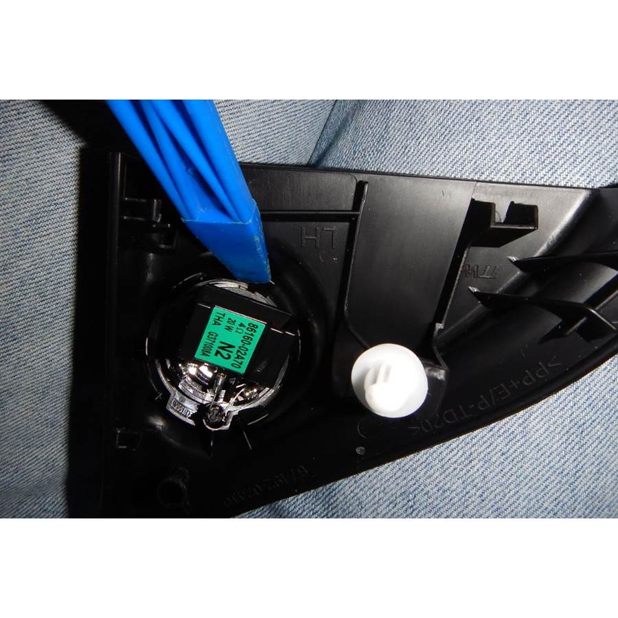 2019 Toyota Corolla Front door tweeter