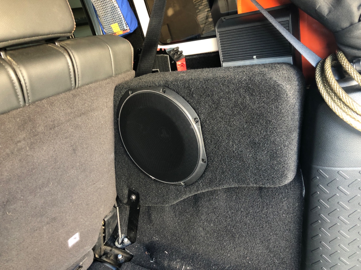 Customer Reviews Jl Audio Stealthbox® Black Passengers Side Custom Fit Fiberglass Enclosure 4202