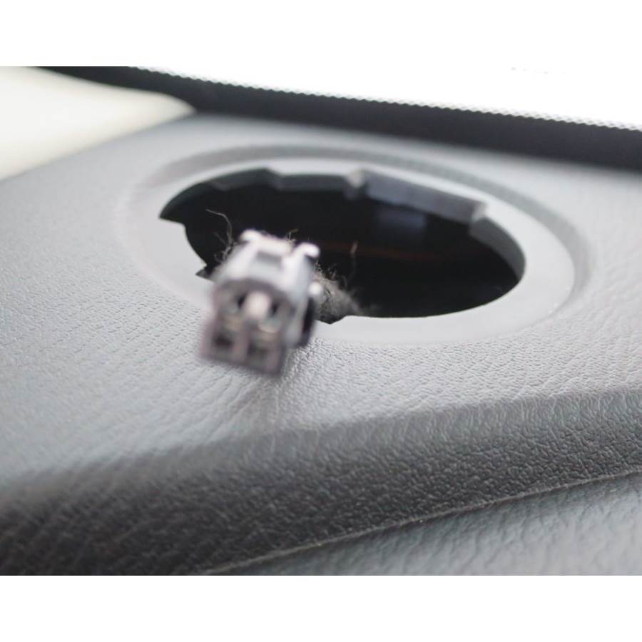2020 Toyota Yaris Dash speaker removed