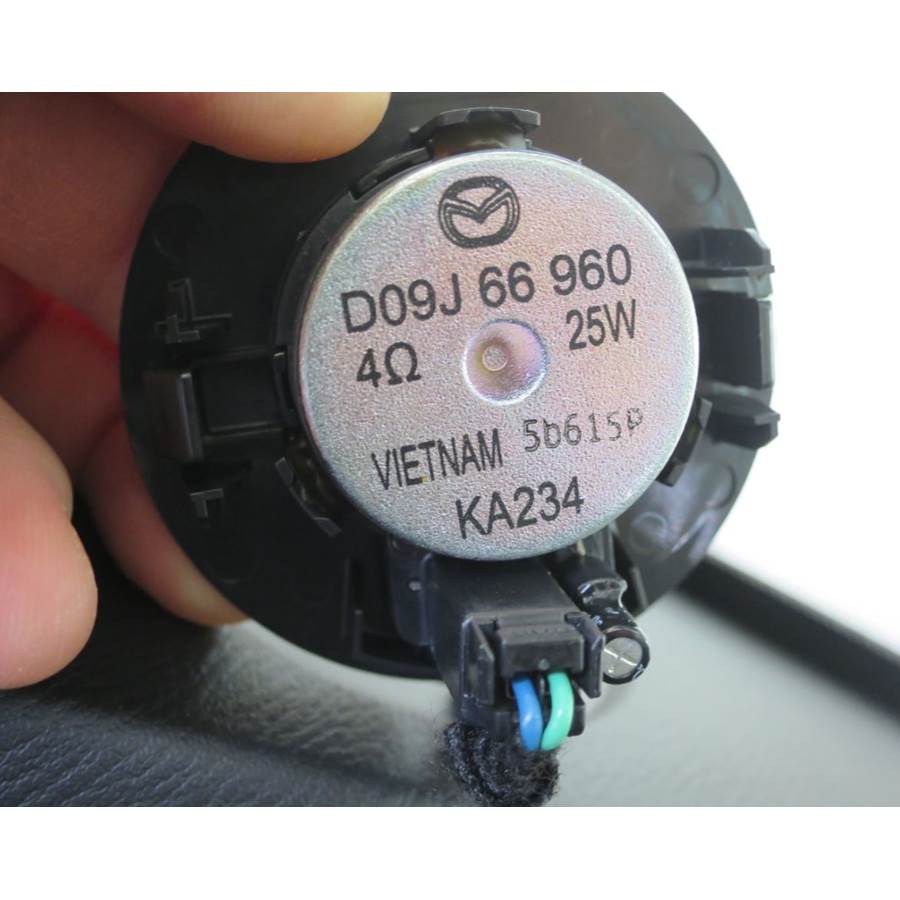 2020 Toyota Yaris Dash speaker