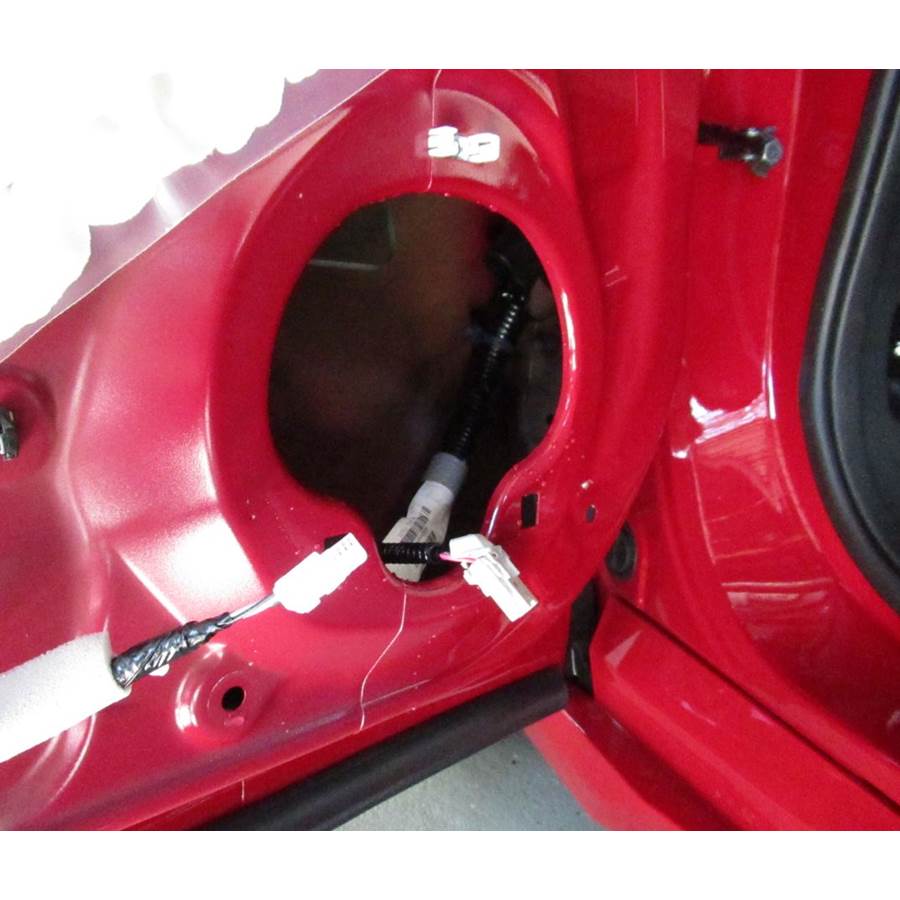 2019 Honda Accord EX Front door woofer removed