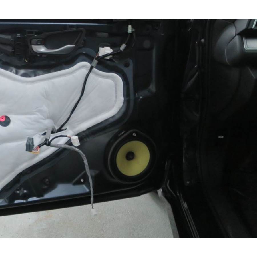 2018 Honda Civic Touring Front door woofer