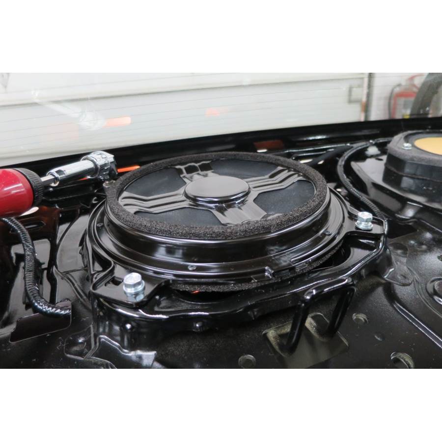 2021 Honda Civic Rear deck center speaker