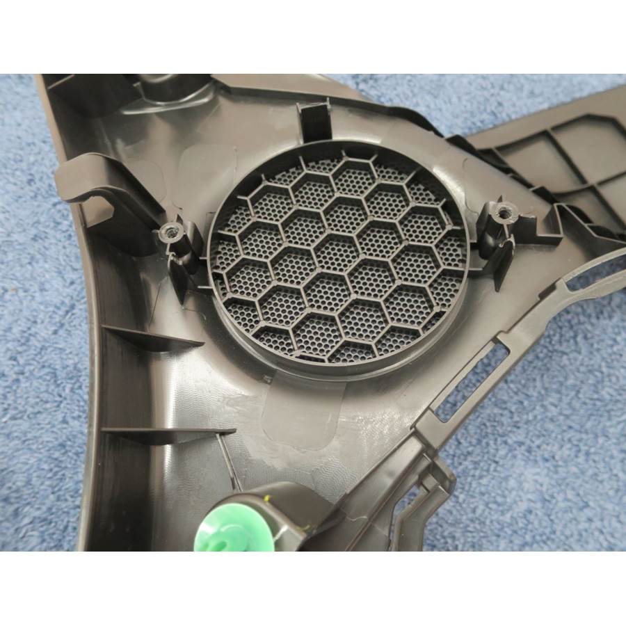 2021 Honda Civic Rear pillar speaker removed