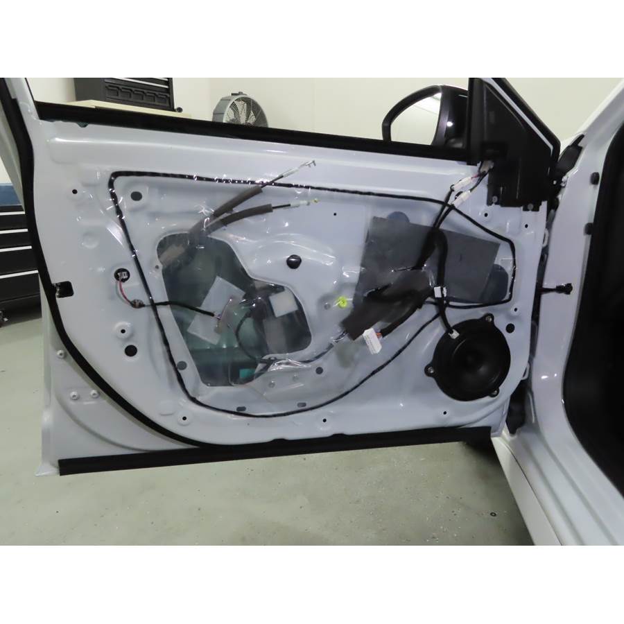 2022 Nissan Sentra Front door speaker
