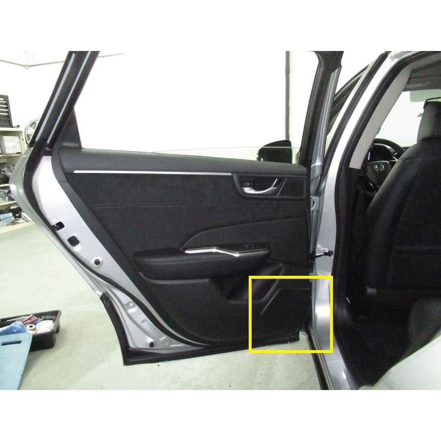 2021 Honda Clarity Rear door woofer location
