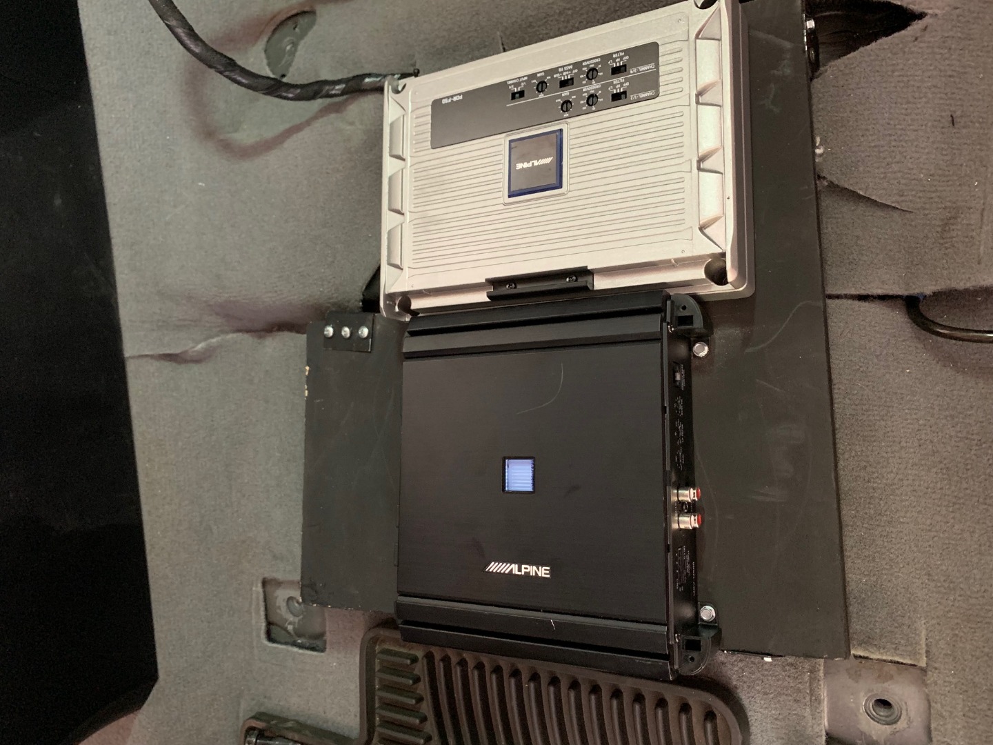 Customer Reviews Alpine PDRF50 4channel car amplifier — 85 watts RMS