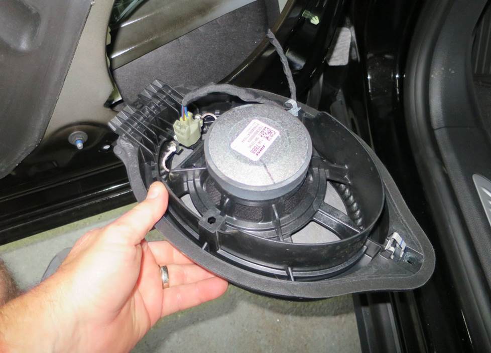 buick envision front door woofer